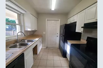 3217 Deerfield Drive, Tampa, FL 33619 - Photo 2