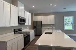 9825 N Angela Dr, Dunnellon, FL 34433 - Photo 4