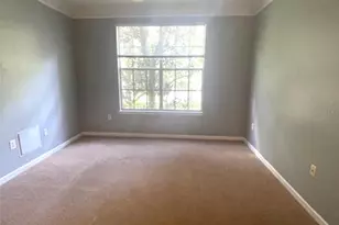 12825 Madison Pointe Cir, Orlando, FL 32821 - Photo 4