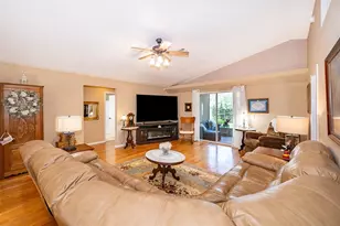 39939 Parkinsonia St, Lady Lake, FL 32159 - Photo 16