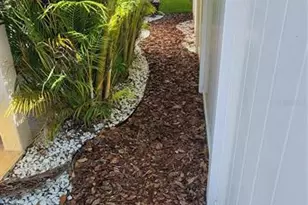 7620 Tangle Rush Dr, Gibsonton, FL 33534 - Photo 6