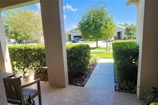 7620 Tangle Rush Dr, Gibsonton, FL 33534 - Photo 8