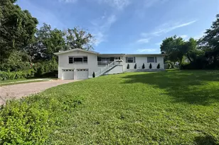 3702 Mirror Lake Dr, Apopka, FL 32703 - Photo 2