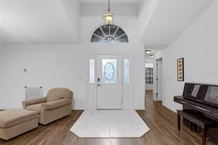 4970 Abaco Dr, Tavares, FL 32778 - Photo 8