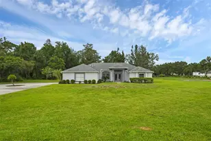 15038 Willow Ln, Tavares, FL 32778 - Photo 2
