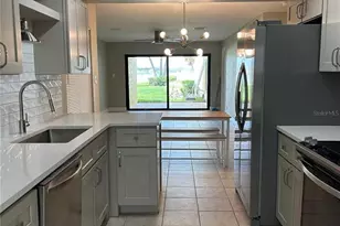 7310 Sunshine Skyway Ln S, Saint Petersburg, FL 33711 - Photo 8