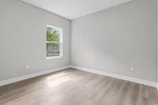 136 N James Pl, Groveland, FL 34736 - Photo 26