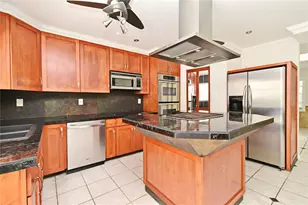 637 15th St, Debary, FL 32713 - Photo 10