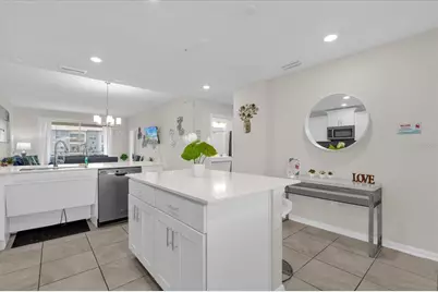 3180 Paradox Circle #304, Kissimmee, FL 34746 - Photo 8