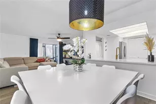 2485 Lakeway Branch Dr, Orlando, FL 32839 - Photo 8