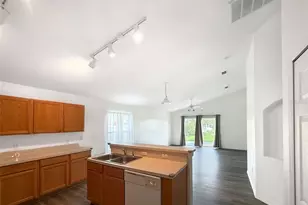 129 Garberia Dr, Davenport, FL 33837 - Photo 6