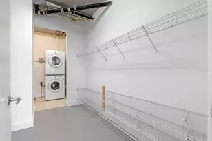 150 E Robinson St, Orlando, FL 32801 - Photo 22