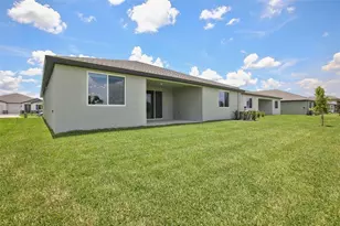 1806 Draughton Dr, Zephyrhills, FL 33541 - Photo 10