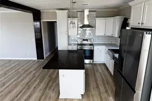 227 Bay St, Port Saint Joe, FL 32456 - Photo 18