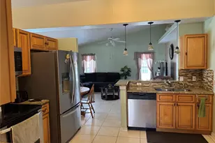 2693 Maxwell Ct W, Kissimmee, FL 34743 - Photo 10