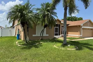 2693 Maxwell Ct W, Kissimmee, FL 34743 - Photo 4