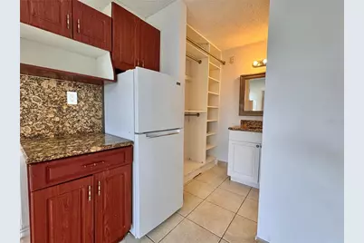 7900 S Orange Blossom Trail #2066, Orlando, FL 32809 - Photo 8