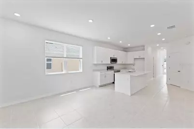 1198 Atlantic Avenue, Fruitland Park, FL 34731 - Photo 4