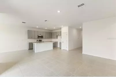 789 Lemon Avenue, Fruitland Park, FL 34731 - Photo 2