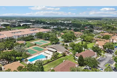 3118 S Semoran Boulevard #2, Orlando, FL 32822 - Photo 52