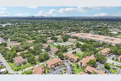 3118 S Semoran Boulevard #2, Orlando, FL 32822 - Photo 46