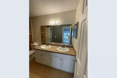 2201 Cascades Boulevard #302, Kissimmee, FL 34741 - Photo 8