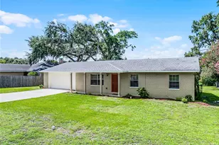 1011 W 13th St, Lakeland, FL 33805 - Photo 2