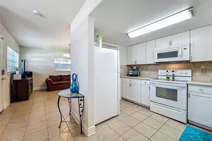 2728 Hertha Ave, Orlando, FL 32826 - Photo 8