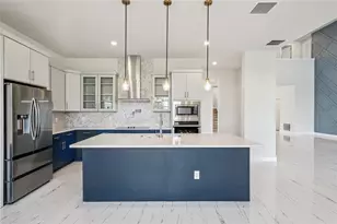 9201 Sanders Tree Loop, Wesley Chapel, FL 33545 - Photo 18