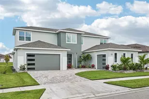 9201 Sanders Tree Loop, Wesley Chapel, FL 33545 - Photo 4