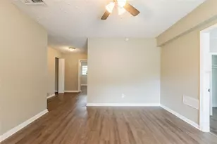 4555 Malibu St, Orlando, FL 32811 - Photo 6