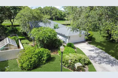 42 W Grenewood Lane, Haines City, FL 33844 - Photo 2