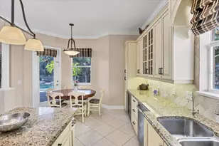 811 La Guna Dr, Venice, FL 34285 - Photo 18