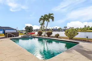 15340 Alsask Cir, Port Charlotte, FL 33981 - Photo 20