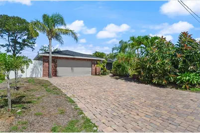 209 7th Street S, Haines City, FL 33844 - Photo 2