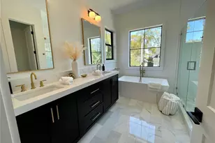 1409 S Moody Ave, Tampa, FL 33629 - Photo 12