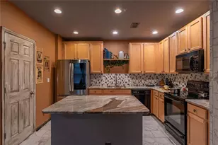 2041 Lacie Jo Ln, Kissimmee, FL 34743 - Photo 6