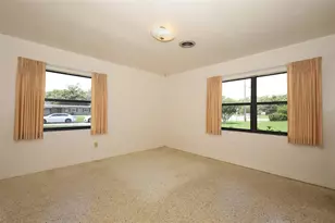 2417 Bayfront Pkwy, Orlando, FL 32806 - Photo 22