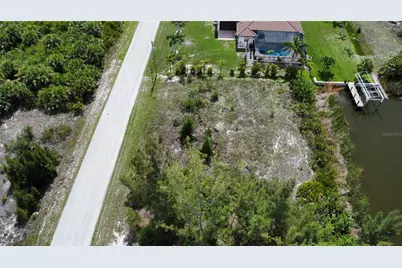 10462 Poughkeepsie Circle, Port Charlotte, FL 33981 - Photo 12