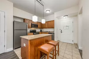12527 Floridays Resort Dr, Orlando, FL 32821 - Photo 6
