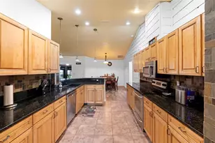 2016 Lewis Rd, Leesburg, FL 34748 - Photo 20