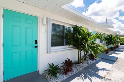 402 S Orlando Avenue, Cocoa Beach, FL 32931 - Photo 8