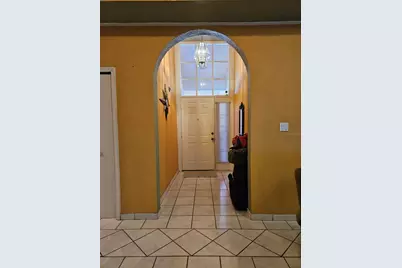 306 Aylesbury Court, Kissimmee, FL 34758 - Photo 4