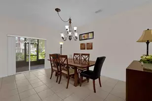2820 Oakwater Dr, Kissimmee, FL 34747 - Photo 8