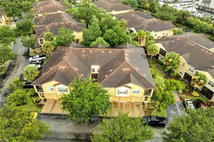 2820 Oakwater Dr, Kissimmee, FL 34747 - Photo 38