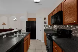 2820 Oakwater Dr, Kissimmee, FL 34747 - Photo 12