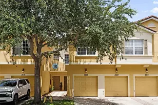 2820 Oakwater Dr, Kissimmee, FL 34747 - Photo 1