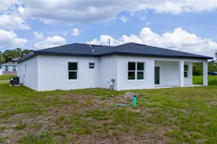 3270 Framinghan Ave SW, Palm Bay, FL 32908 - Photo 18