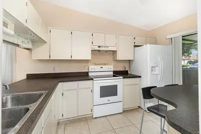 694 Golden Sunshine Circle, Orlando, FL 32807 - Photo 8