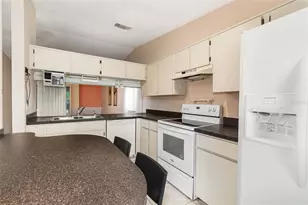 694 Golden Sunshine Cir, Orlando, FL 32807 - Photo 10